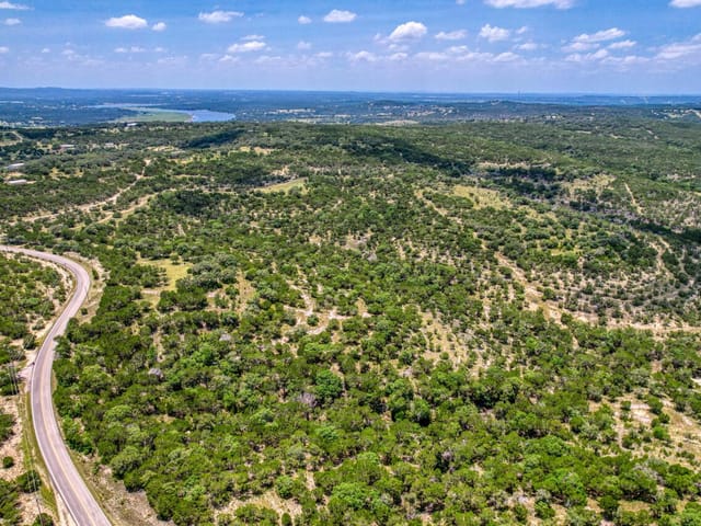 6724 Singleton Bend