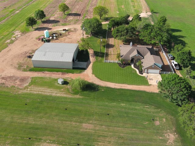 678 Ponderosa Rd