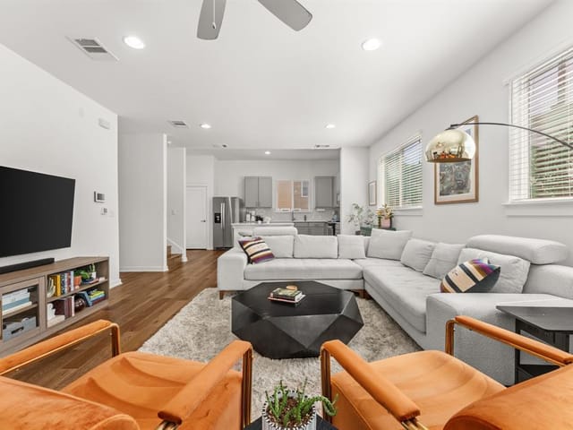 6800 Menchaca RD Unit #37