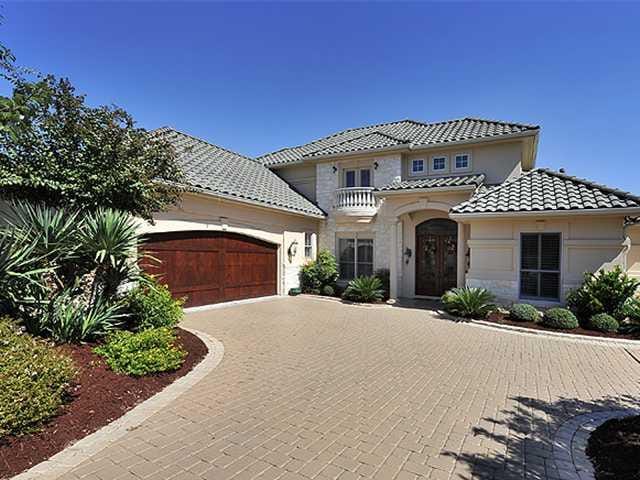 6800 Valburn