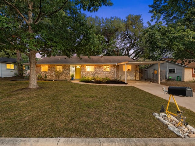 6801 Bryn Mawr DR, photo 1 of 6, Austin, TX
