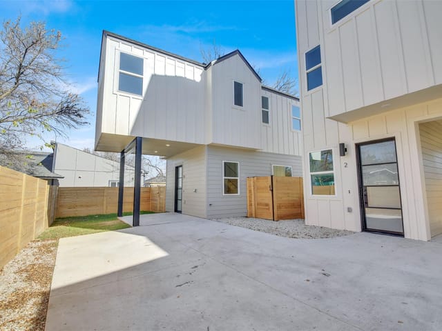 6802 Montana ST Unit #3