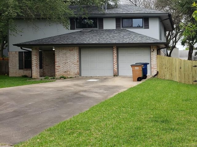 6802 Shadywood Dr
