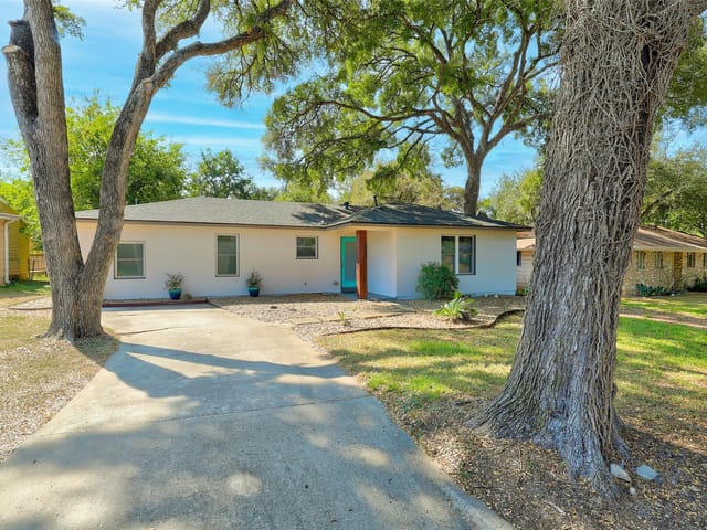 6803 Bryn Mawr Dr