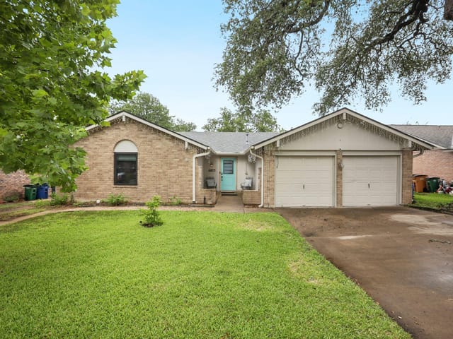 6803 Moonmont DR