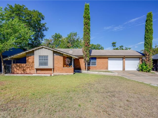 6804 Duquesne Dr