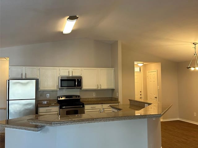 6804 N Capital Of Texas Unit #323