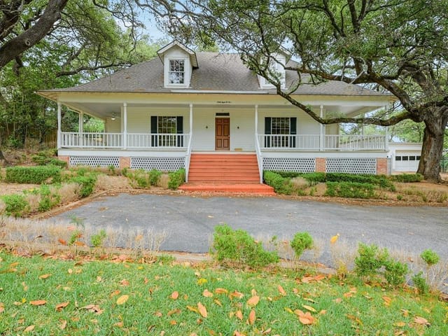 6805 Rockledge Cv