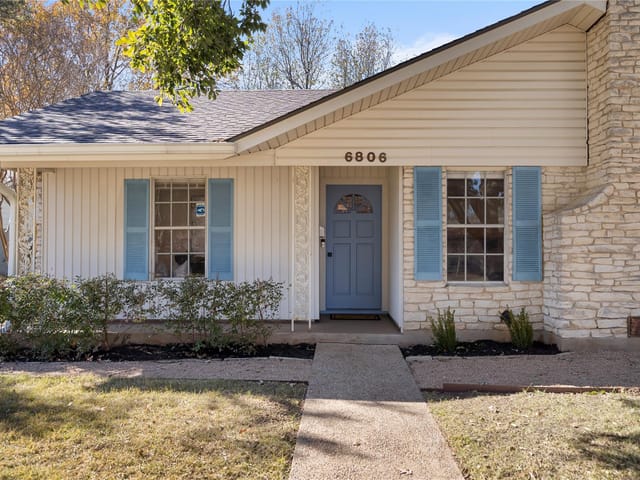 6806 Pioneer Pl