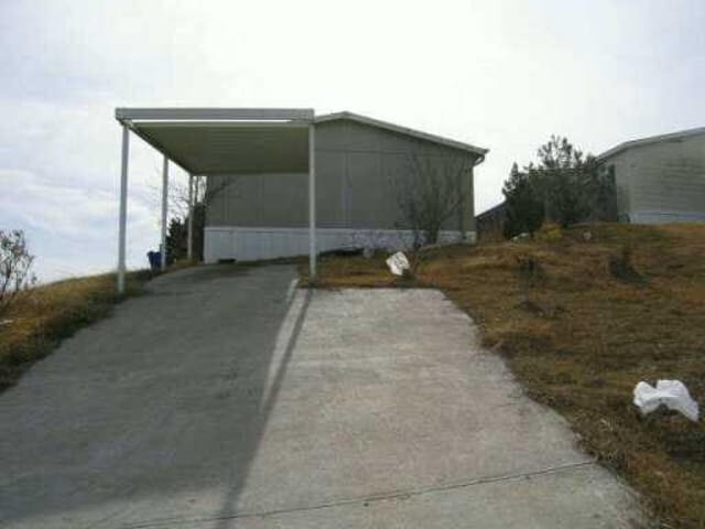 6807 Breezy Hill DR