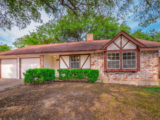 6808 Windrift Way