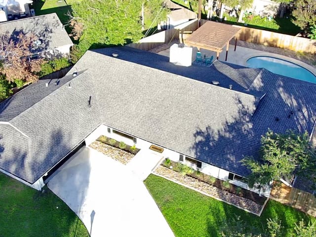 6809 Mesa DR