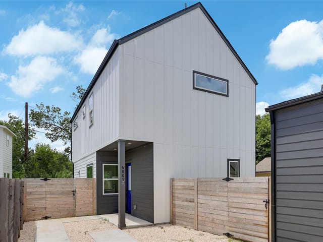 6809 Porter ST Unit #2