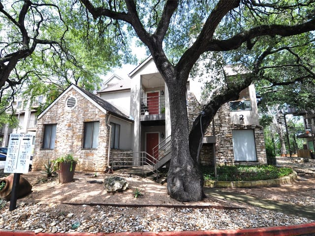 6810 Deatonhill Dr Unit #104