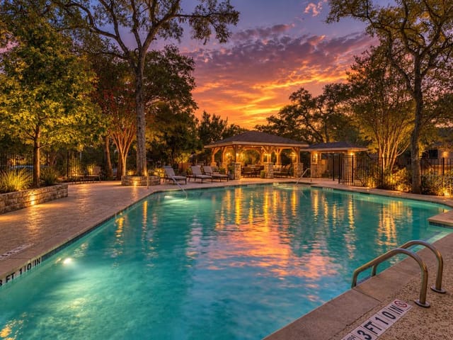 6810 Deatonhill DR Unit #110