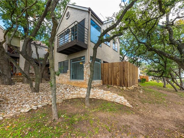6810 Deatonhill Dr Unit #112