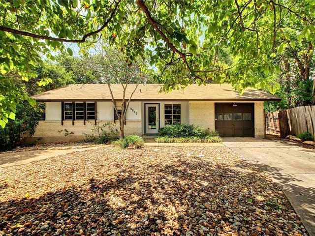 6810 Meadow Cir