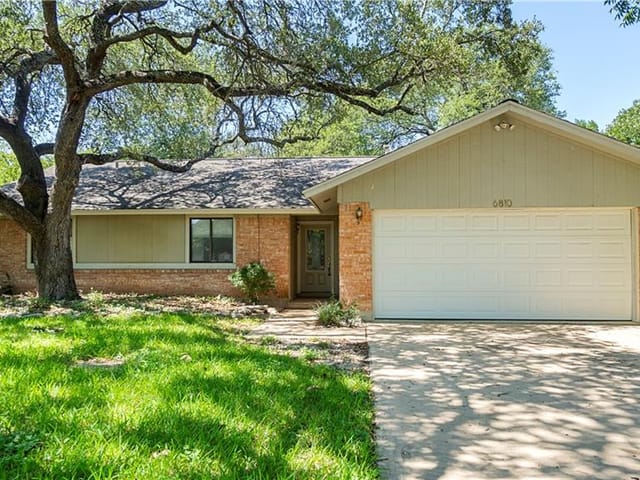 6810 Shadywood Dr