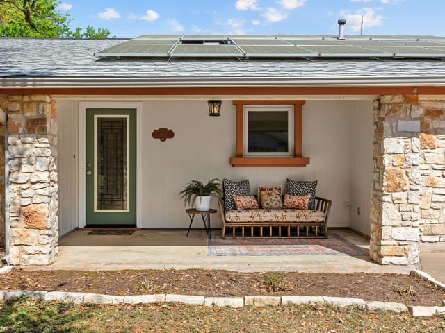 6812 Miranda DR