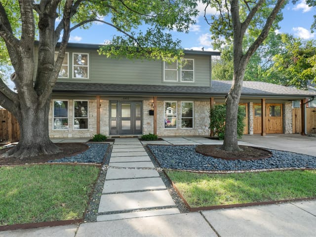 View 6812 Pioneer PL 6812 Pioneer PL, photo 1 of 6, Austin, TX