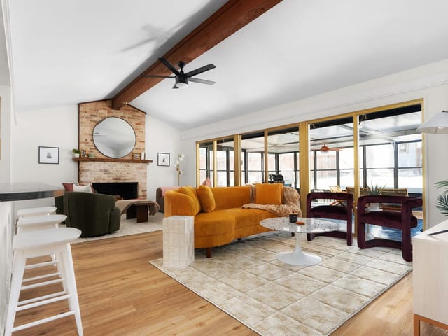 6822 Willamette DR