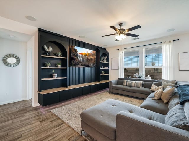 6828 Brindisi Pl