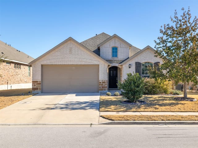 6856 Catania Loop