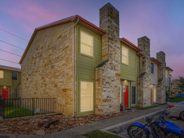 6900 E Riverside Dr Unit #6