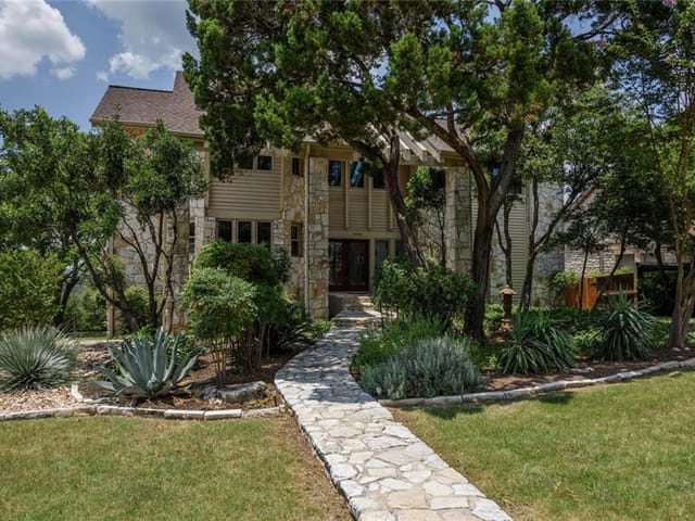 6900 Ladera Norte