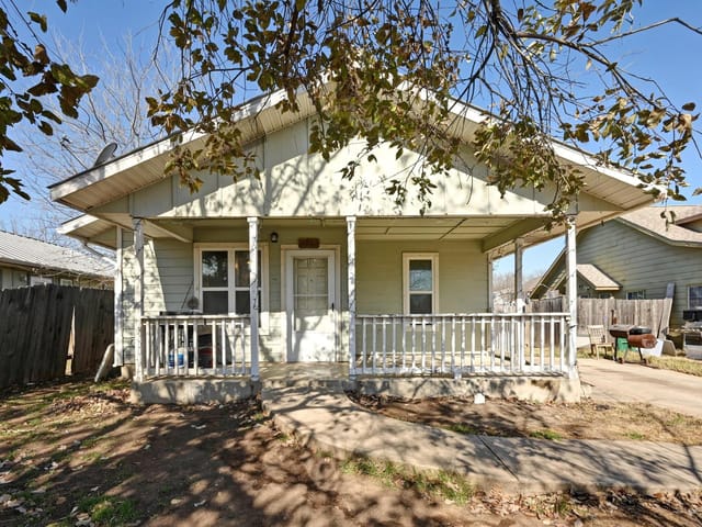 6901 Frontera TRL
