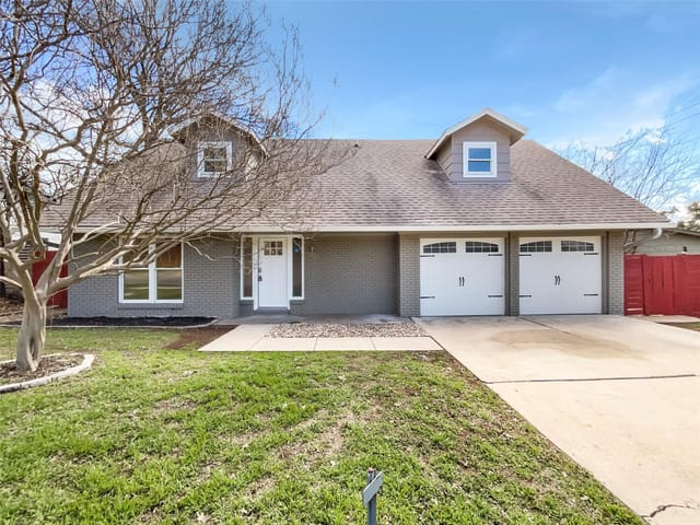 6901 Langston Dr