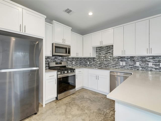 6902 Carver Ave Unit #B