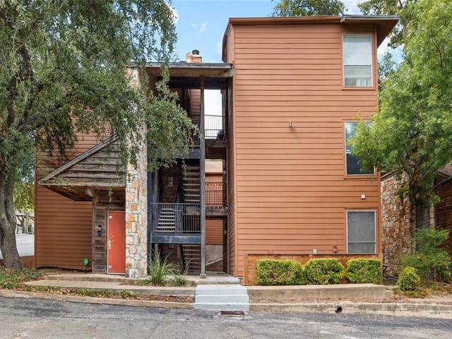 6903 Deatonhill Dr Unit #2