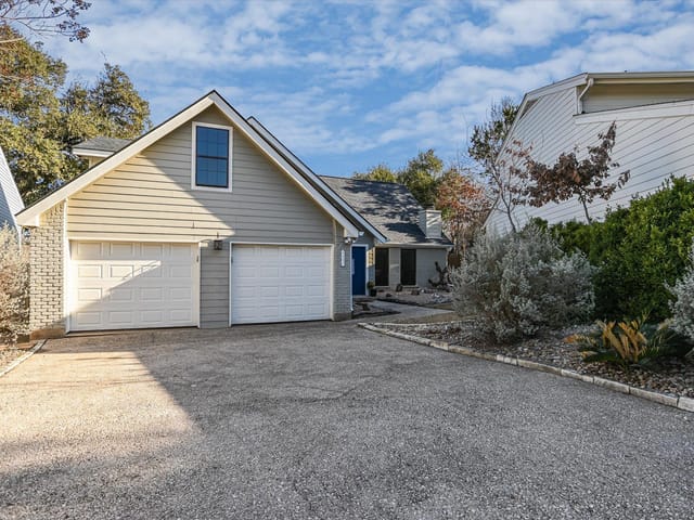 6903 Dogwood Holw