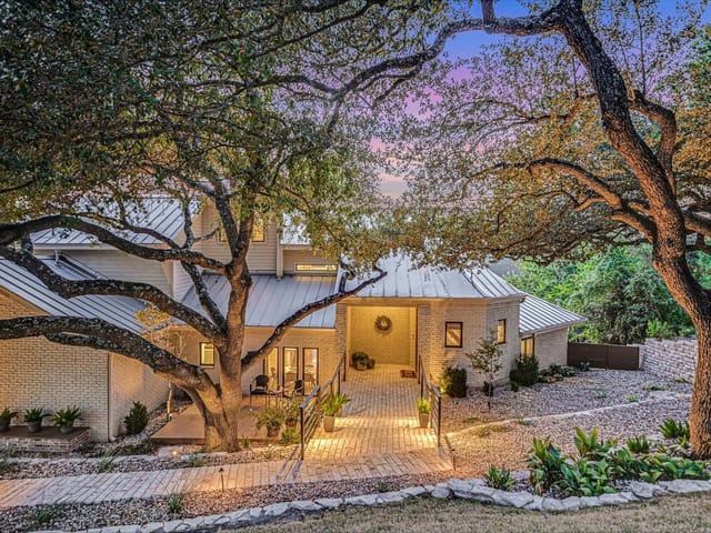 6904 Ladera Norte