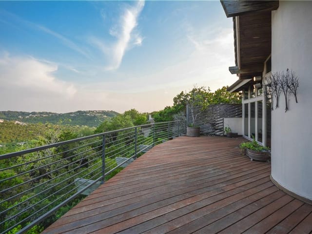 6905 Ladera Norte