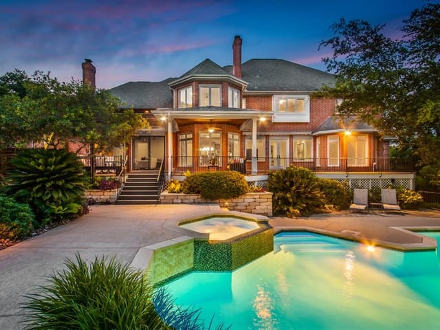 6905 Pascal Ct