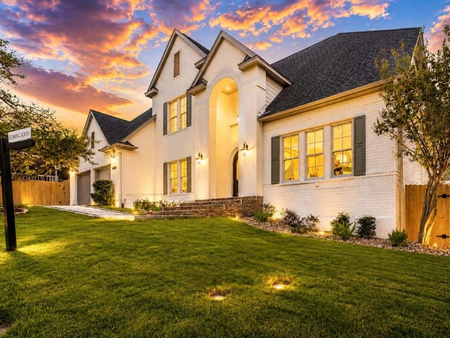 View 6905 Rudi CV in Great Hills Ph 02 Sec 02 Amd 6905 Rudi CV - front exterior - Luxury home in Great Hills Ph 02 Sec 02 Amd, Austin, TX