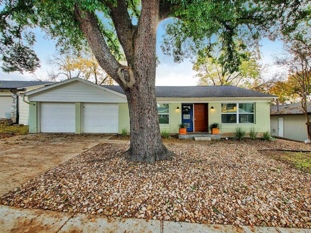 6907 Langston Dr