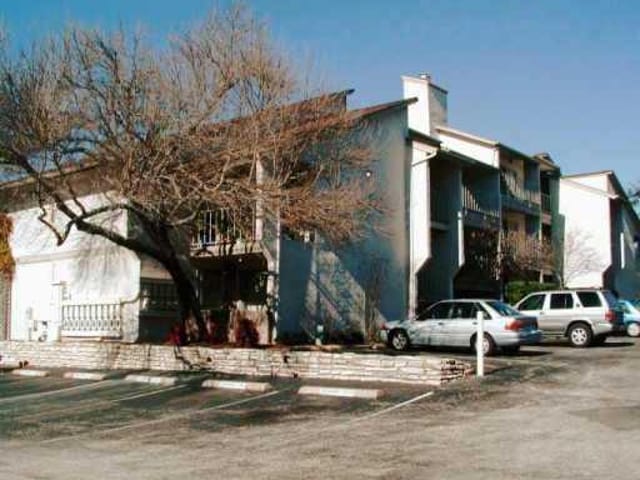 6910 HART Ln Unit #110