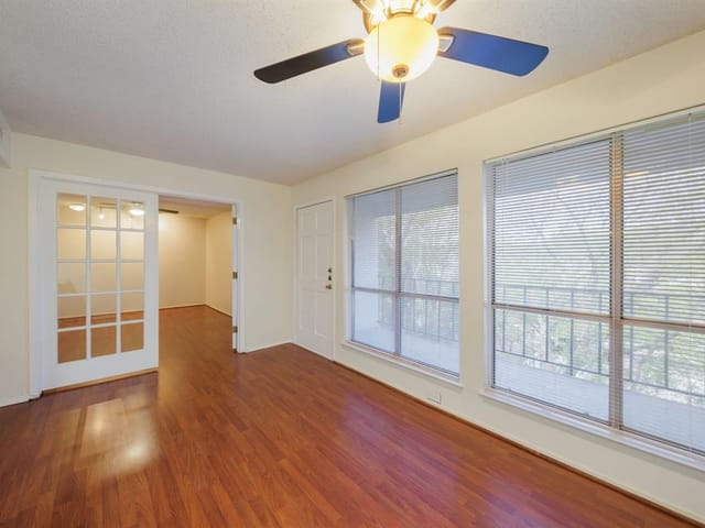 6910 Hart Ln Unit #110