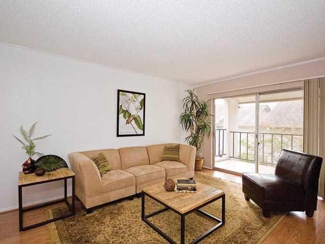 6910 Hart Ln Unit #412