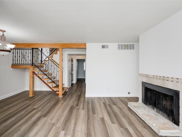 6910 Hart LN Unit #806
