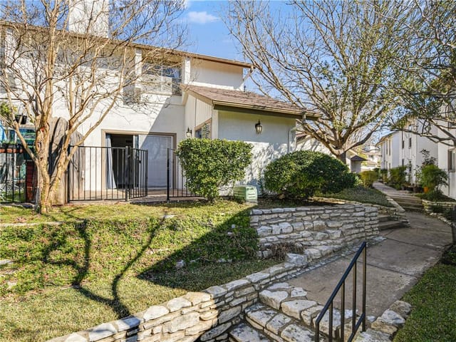 6910 Hart LN Unit #809