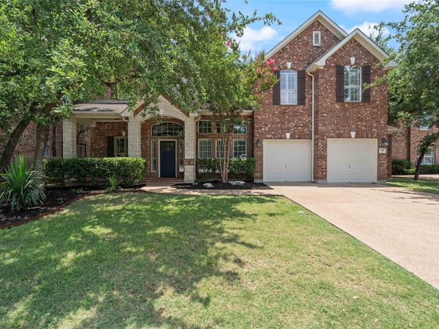 6911 Magenta Ln