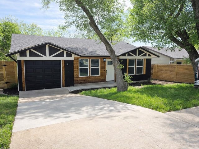 6913 Shannon Dr