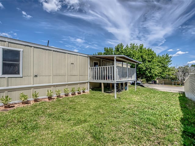 6914 Point North Dr