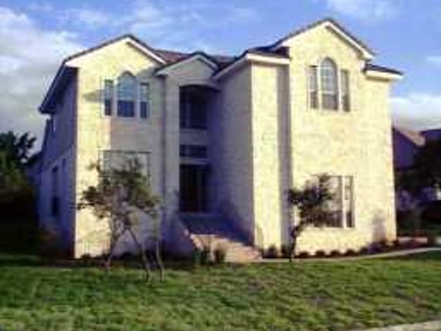 7 AUTUMN OAKS DR