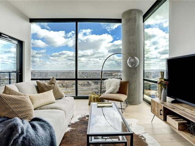 70 Rainey St Unit #1203