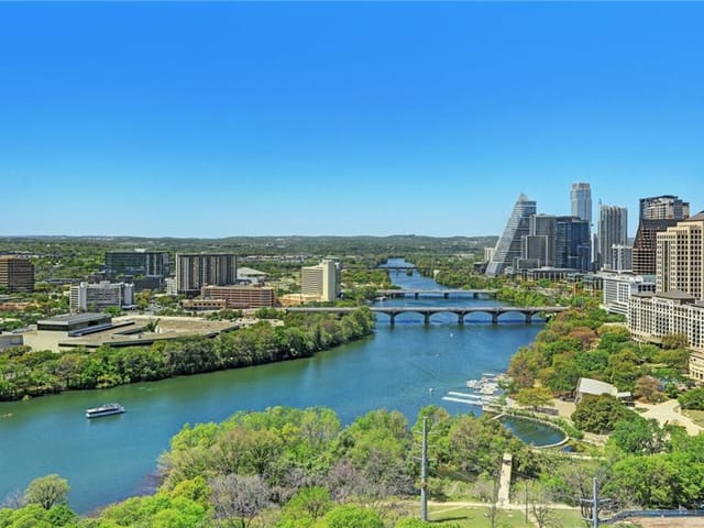 70 Rainey St Unit #2104